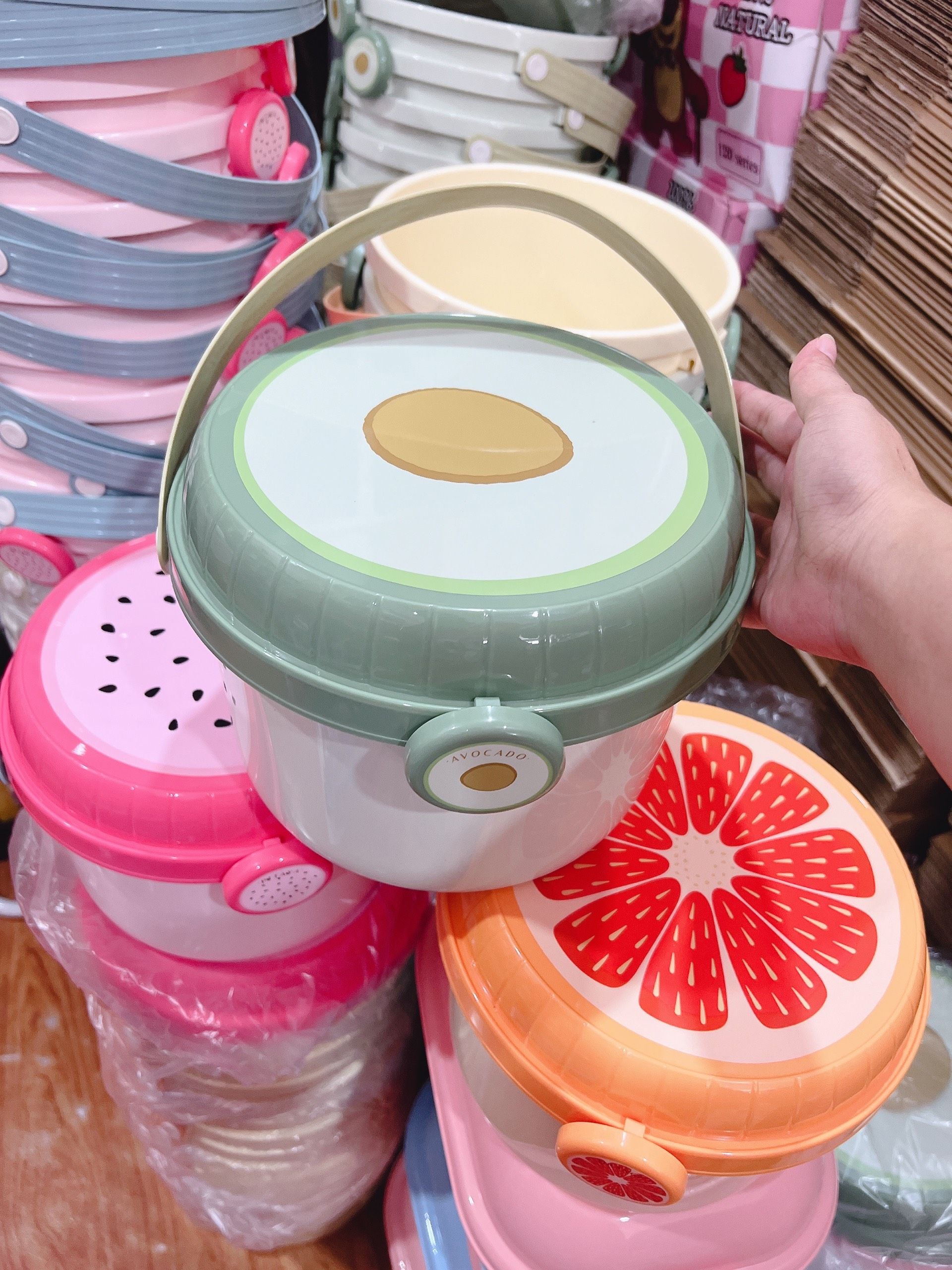 KHĂN ƯỚT GẤU DÂU TẶNG THÙNG SIÊU ĐÁNG YÊU